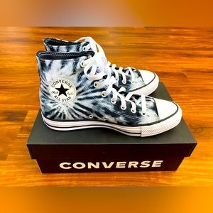 NWOT Converse Tie-Dye High Tops - Men’s 6.5/Women’s 8.5